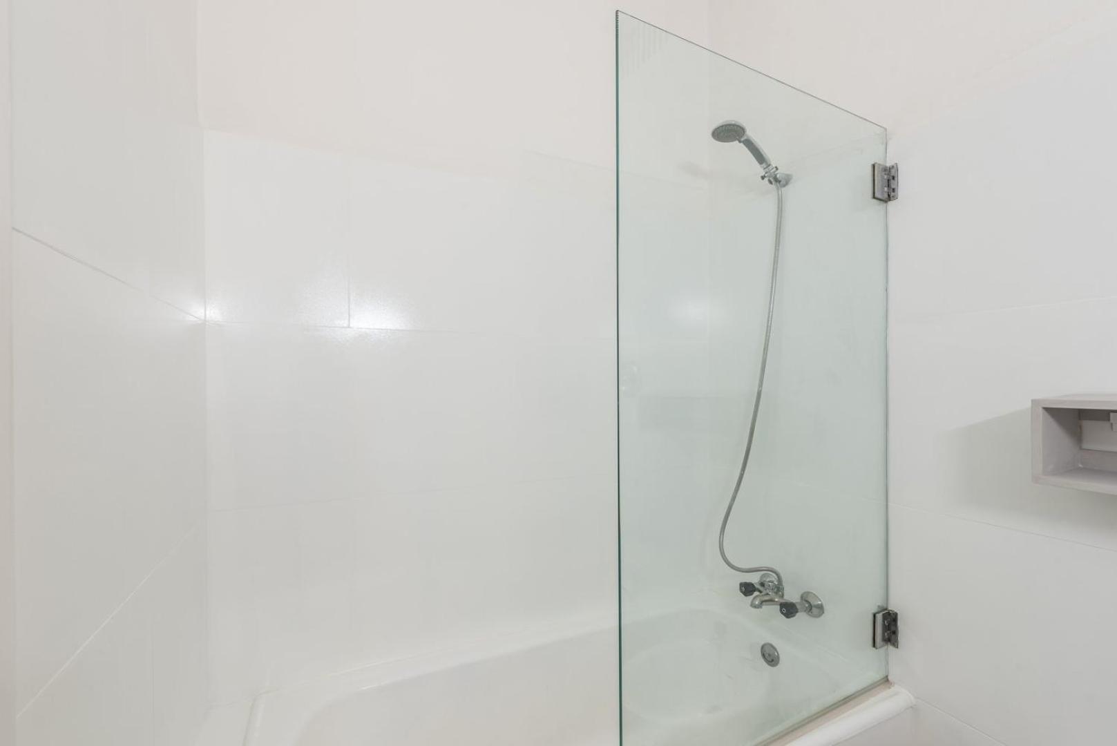 Guestready - Minimalistic Studio Downtown Porto Luaran gambar