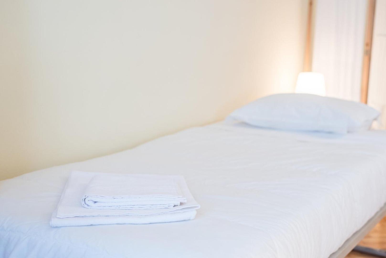Guestready - Minimalistic Studio Downtown Porto Luaran gambar