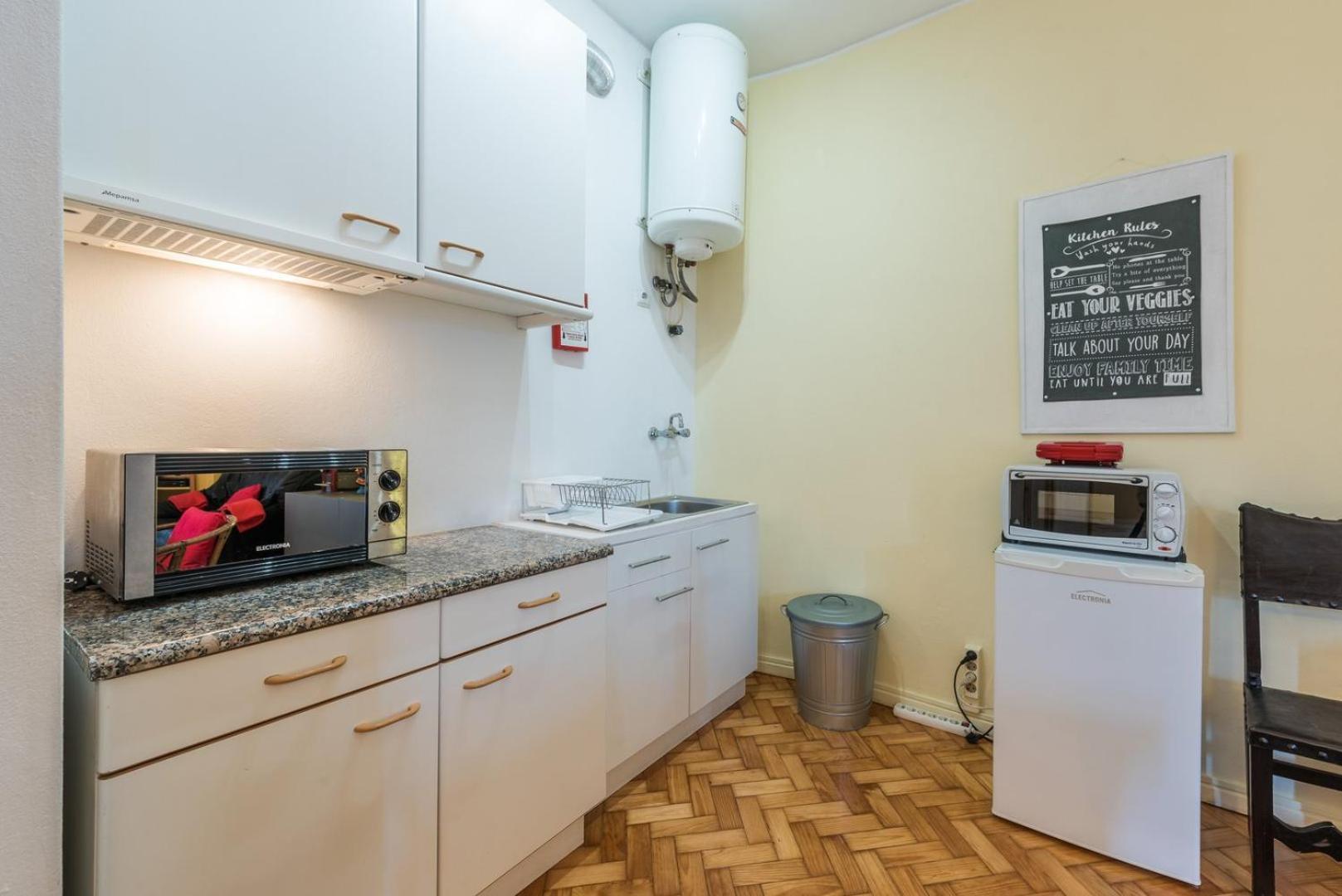 Guestready - Minimalistic Studio Downtown Porto Luaran gambar