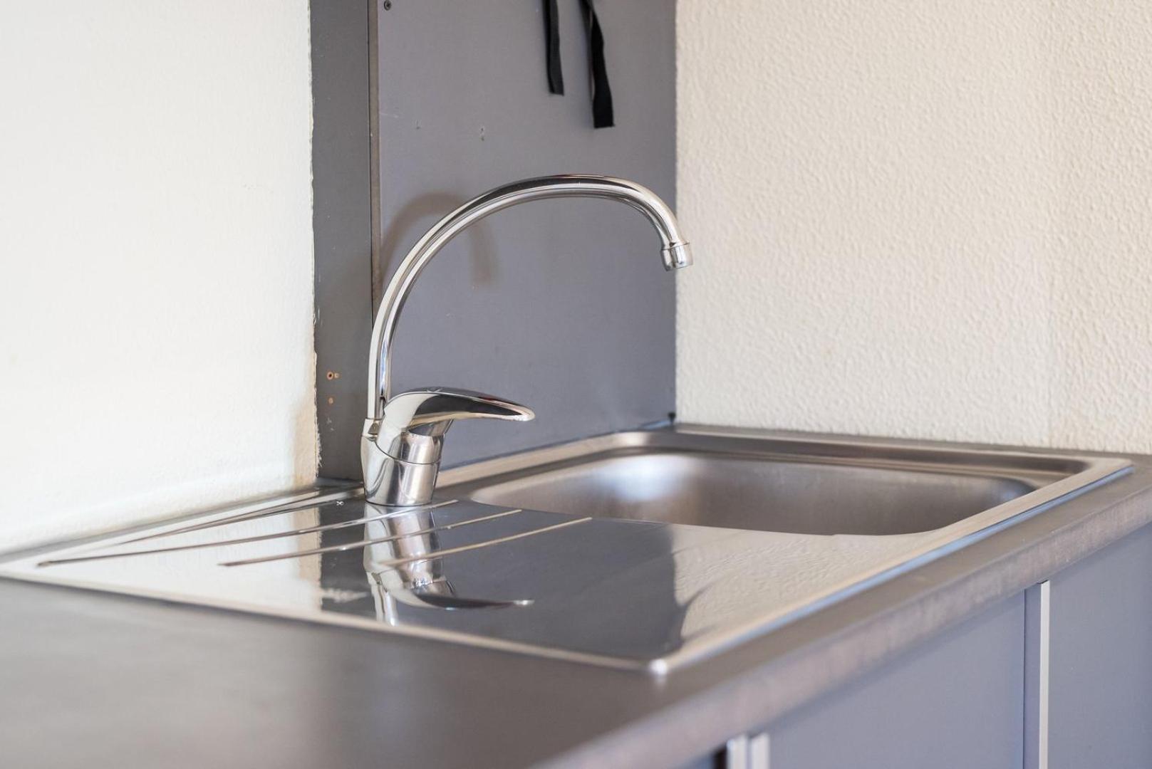 Guestready - Minimalistic Studio Downtown Porto Luaran gambar