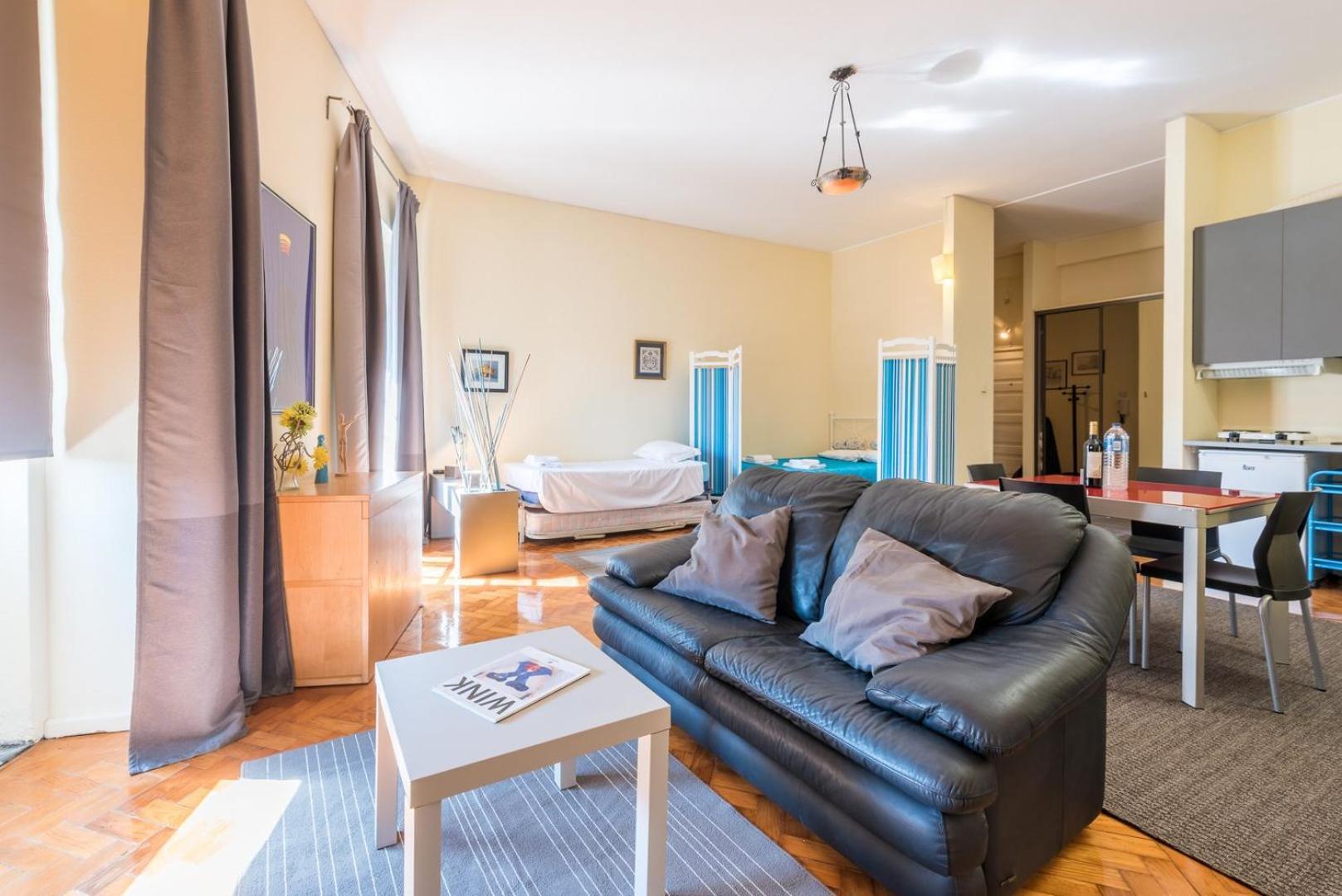 Guestready - Minimalistic Studio Downtown Porto Luaran gambar